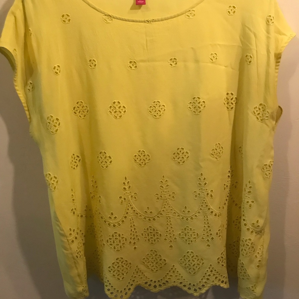 Vince Camuto bright yellow top
